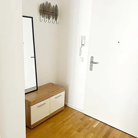 Seductive 1-room Apt, Centre Of Apartament Stuttgart